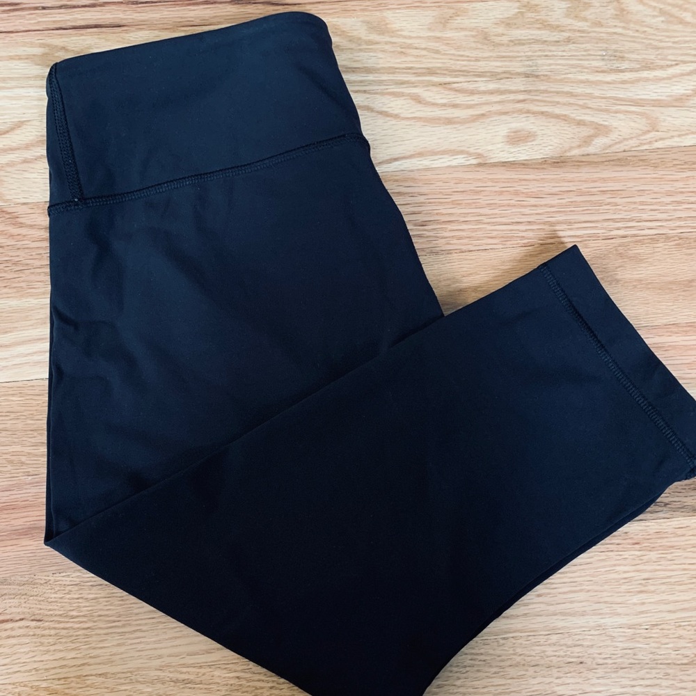 Lululemon cropped leggings